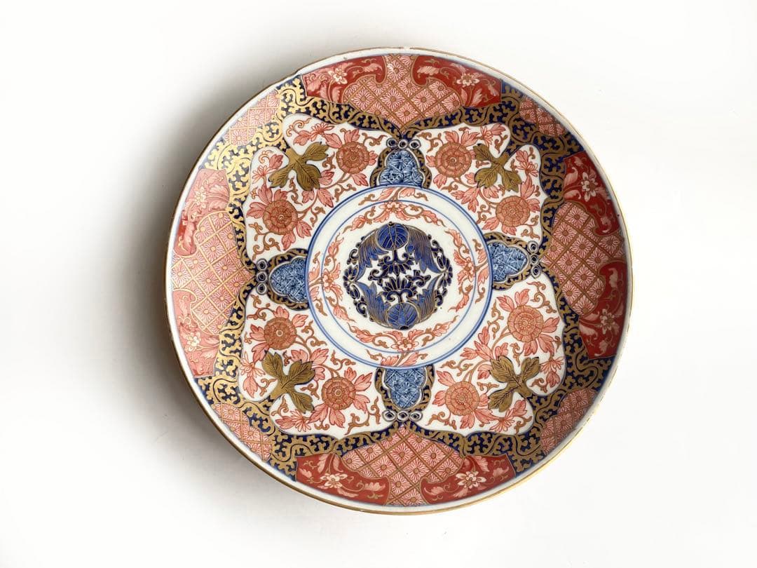 骨董　アンティーク　古伊万里　金襴手　金彩　色絵　花唐草文様　大皿　飾皿　箱なし