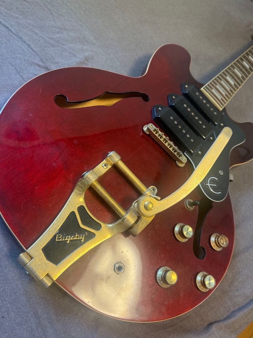 Epiphone Riviera p93 WR ギターケース付