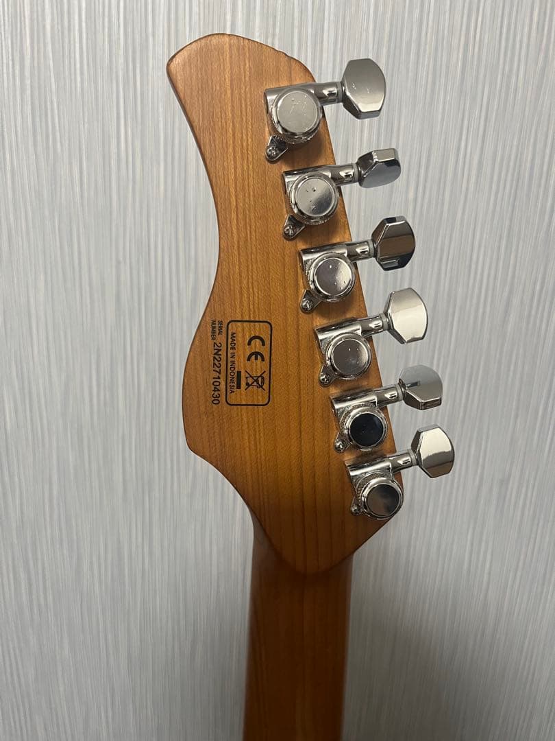 Sire S7 Larry Carlton ストラト