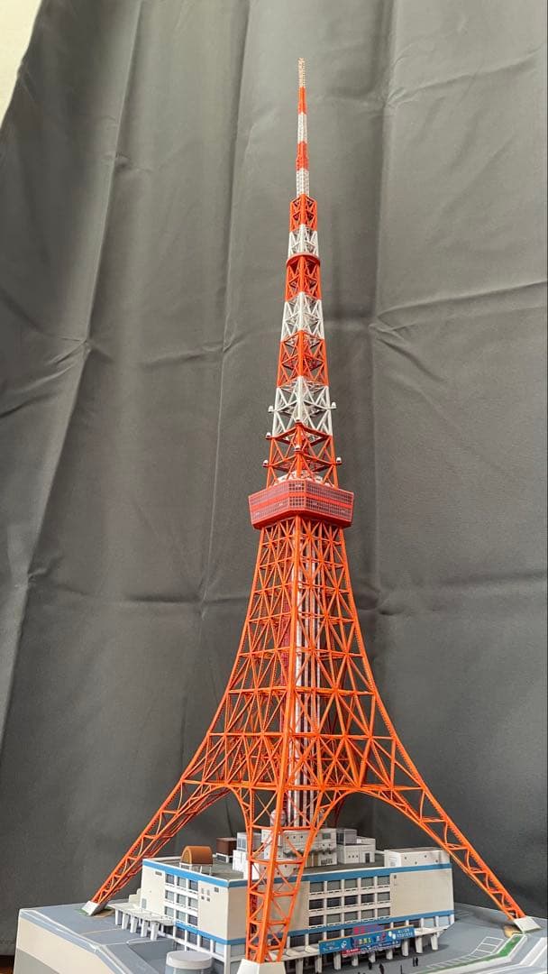 東京タワーペーパークラフト完成品1/500スケール　模型　プラモ　ランドマーク