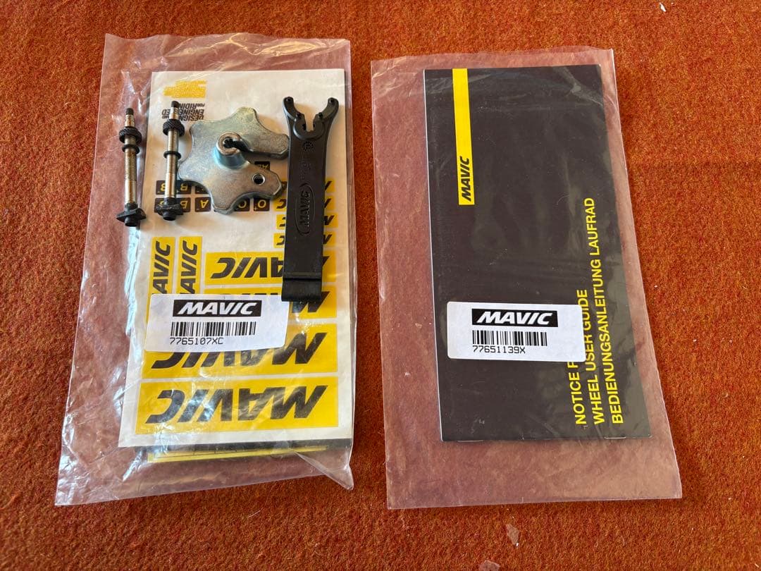 MAVIC COSMIC SLR 45 DISC カーボンホイールセット シマノ