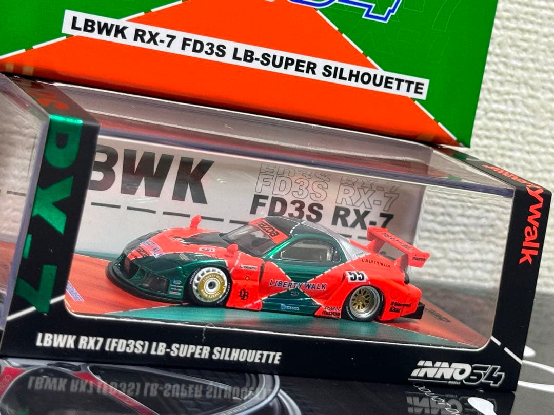 ミニカー Inno64 1/64 LBWK Liberty walk RX-7 FD3S