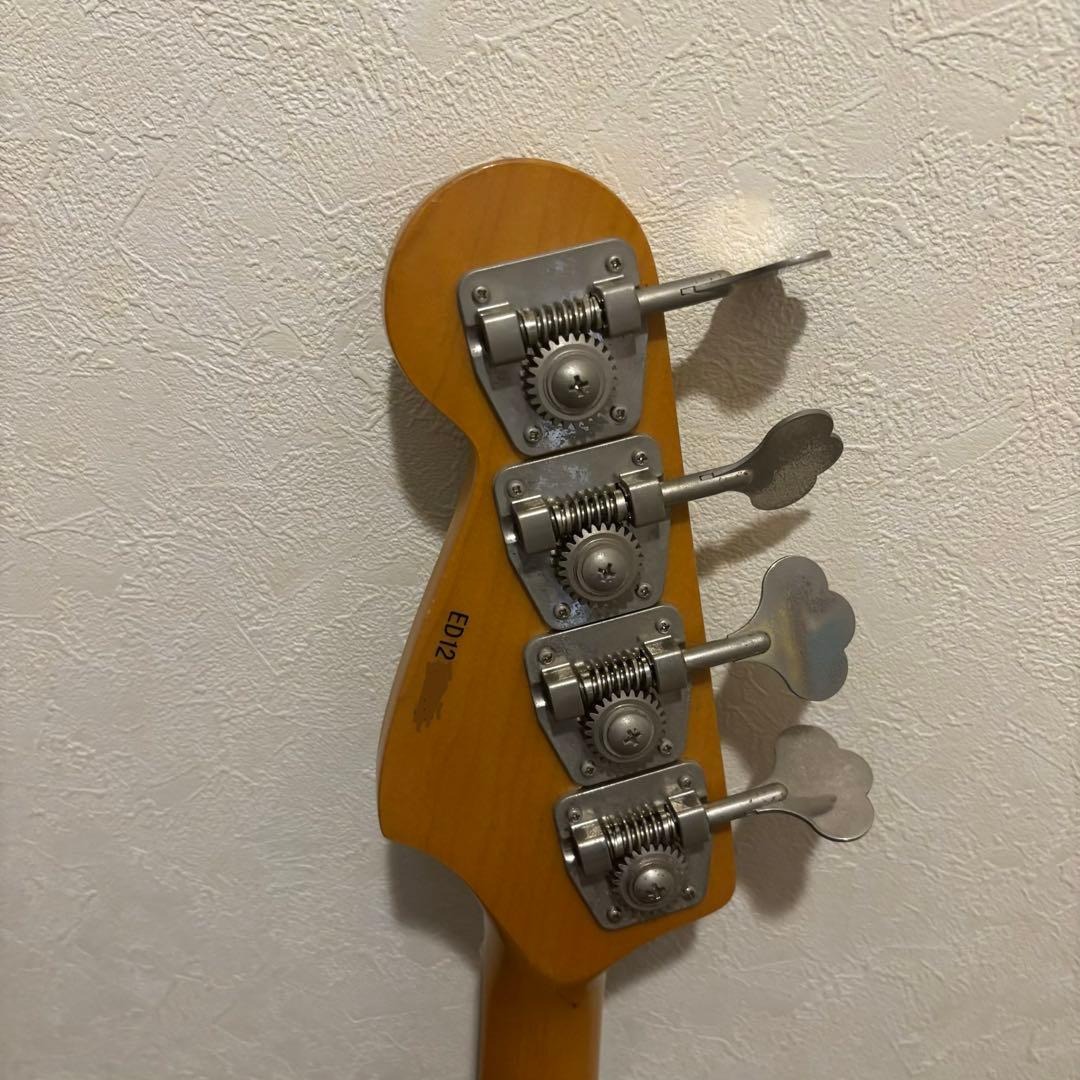 ベース Fender Japan Mod