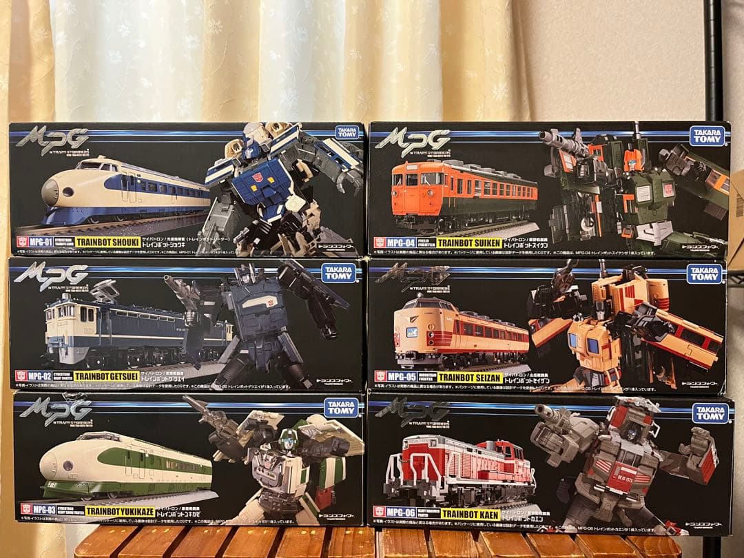 トランスフォーマー　トレインボット　ライデン