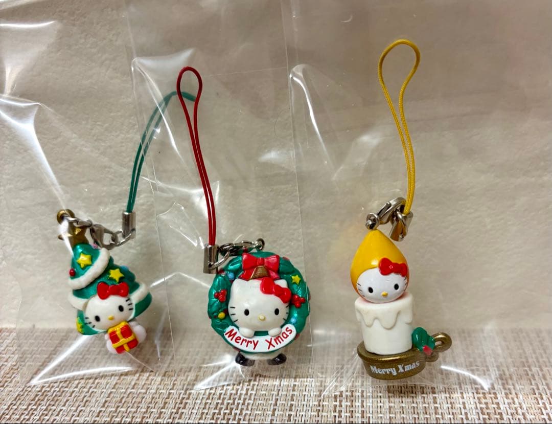 ハローキティ コンビニ限定 クリスマス ストラップ　根付け レア 2007年