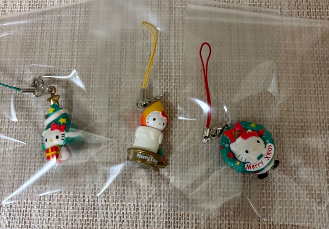 ハローキティ コンビニ限定 クリスマス ストラップ　根付け レア 2007年