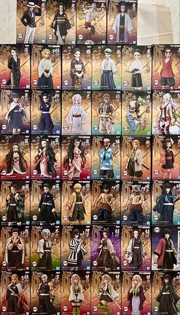 鬼滅の刃キャラクターフィギュア : 40体