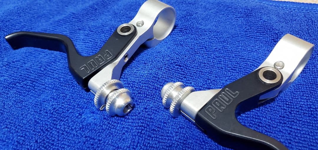 PAUL Love lever black/silver 美品