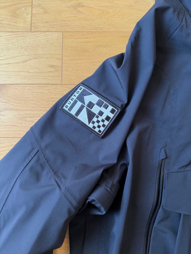 Burton Pertex 黒 デイビーコンジャケット