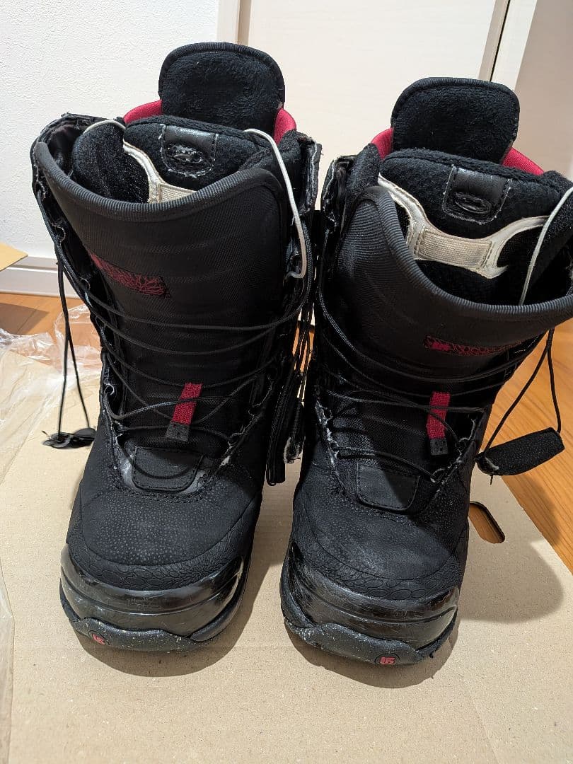 BURTON　バートン　ブーツ　Q
