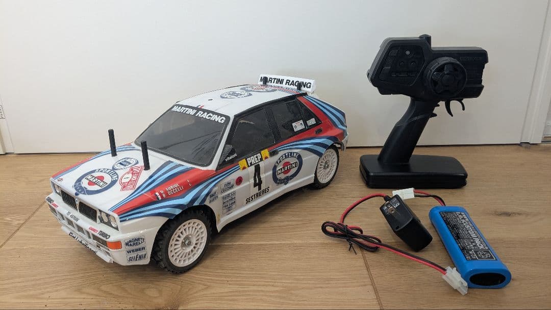 TAMIYA tt-02 ランチアデルタ　finespec2.4G