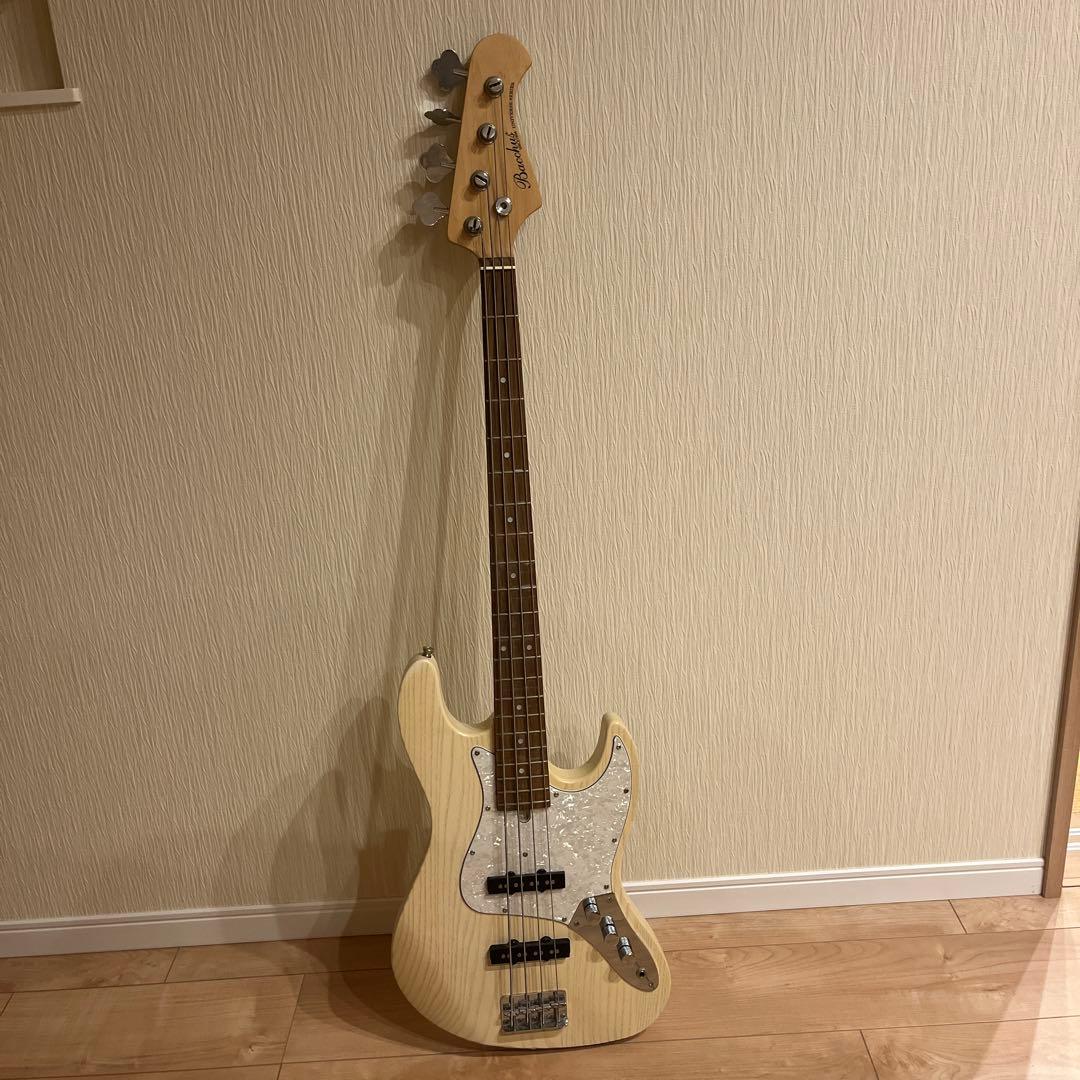 Bacchusバッカス ジャズベース ユニバース universe ウッド