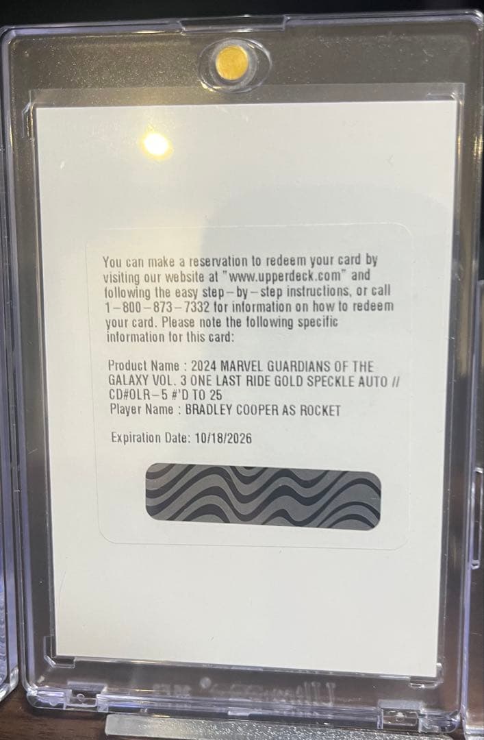 ブラッドリークーパー ロケット サイン オート UpperDeck