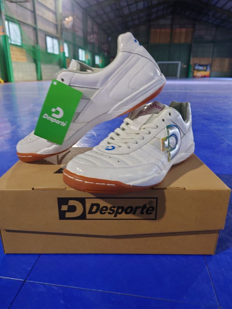 Desporte ボアビスタ フットサルシューズ 26.0cm