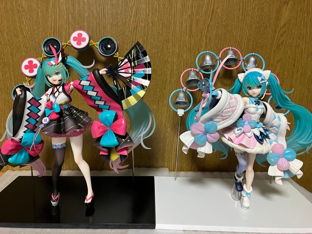 初音ミク「マジカルミライ 2020 」 Ver. 1/7スケールフィギュア 夏冬