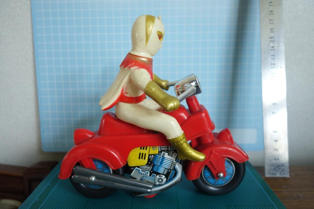 【訳アリ】※箱違い　昭和レトロ　正義のシンボルコンドールマン　バイク　マスダヤ