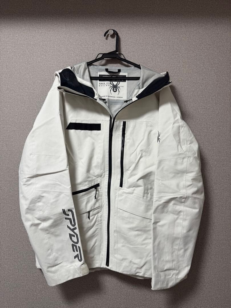【美品】Spyder ホワイト スキーウェア
