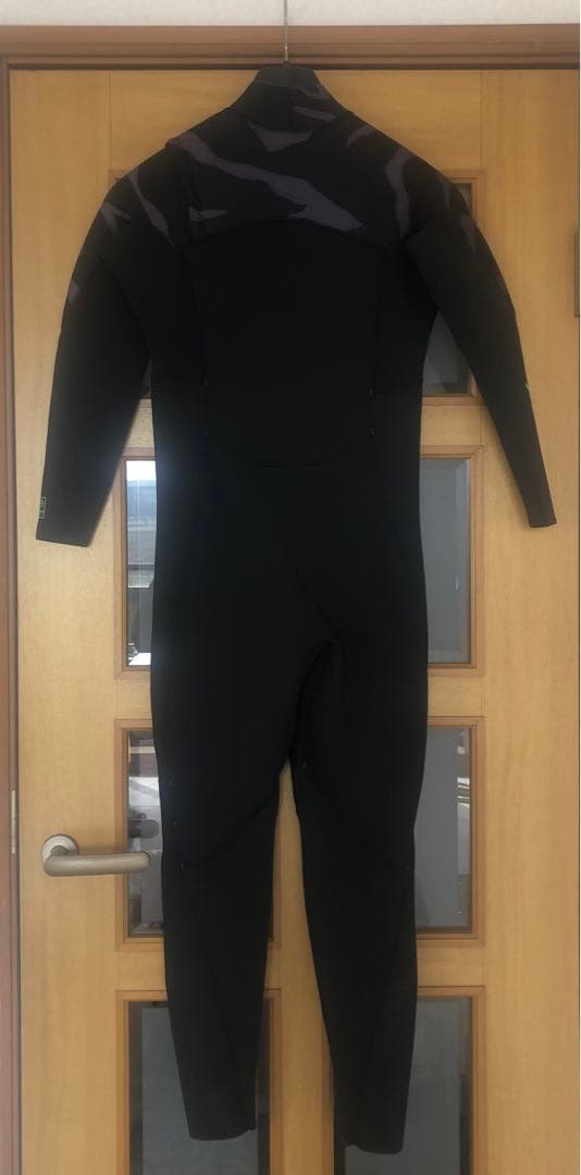 パタゴニア　キッズサイズ14　フルスーツ ブラック 迷彩柄