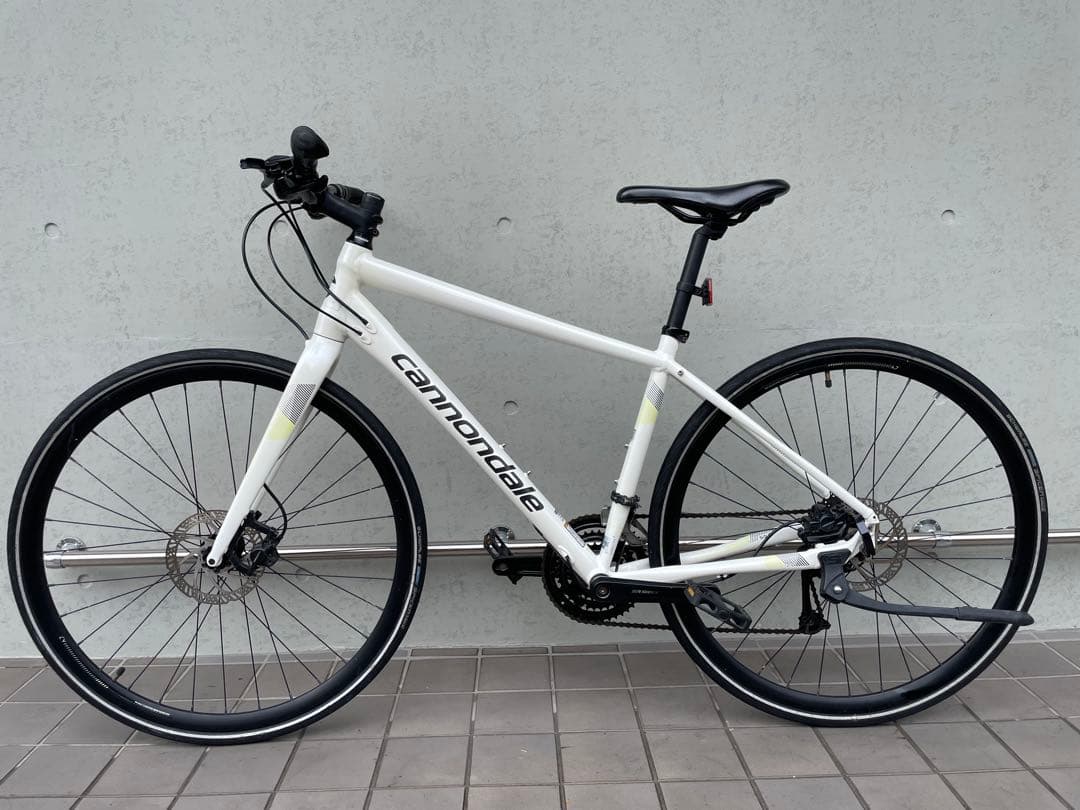 ヨ*ー様 Cannondale quick4 クロスバイク ホワイト