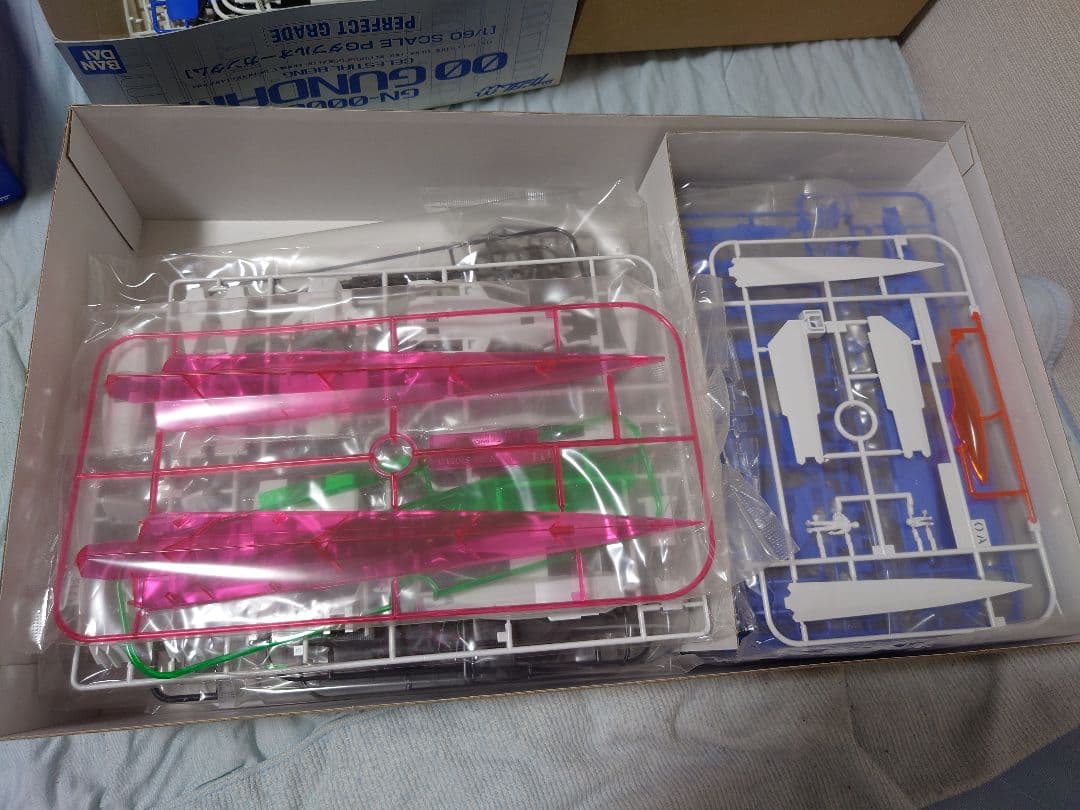 ガンダムOO 1/60scale　ダブルオーライザー 中古
