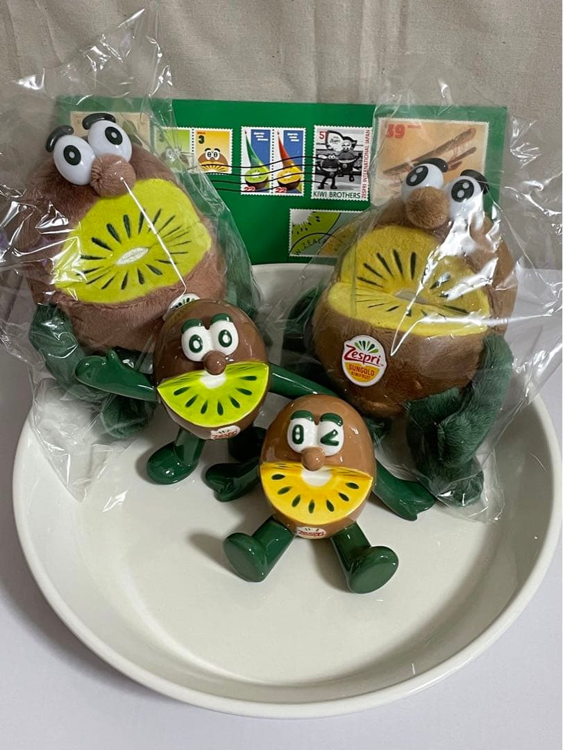 キウイブラザーズ フルーツボウル(陶器)➕ぬいぐるみ2点 キャンペーン当選品