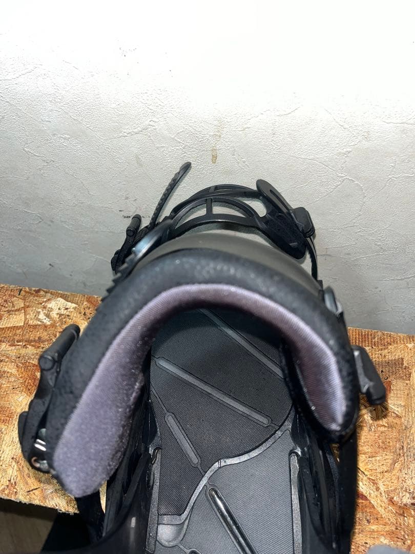 スノーボード ALL BLACK EDDITION!!SALOMON hologram M