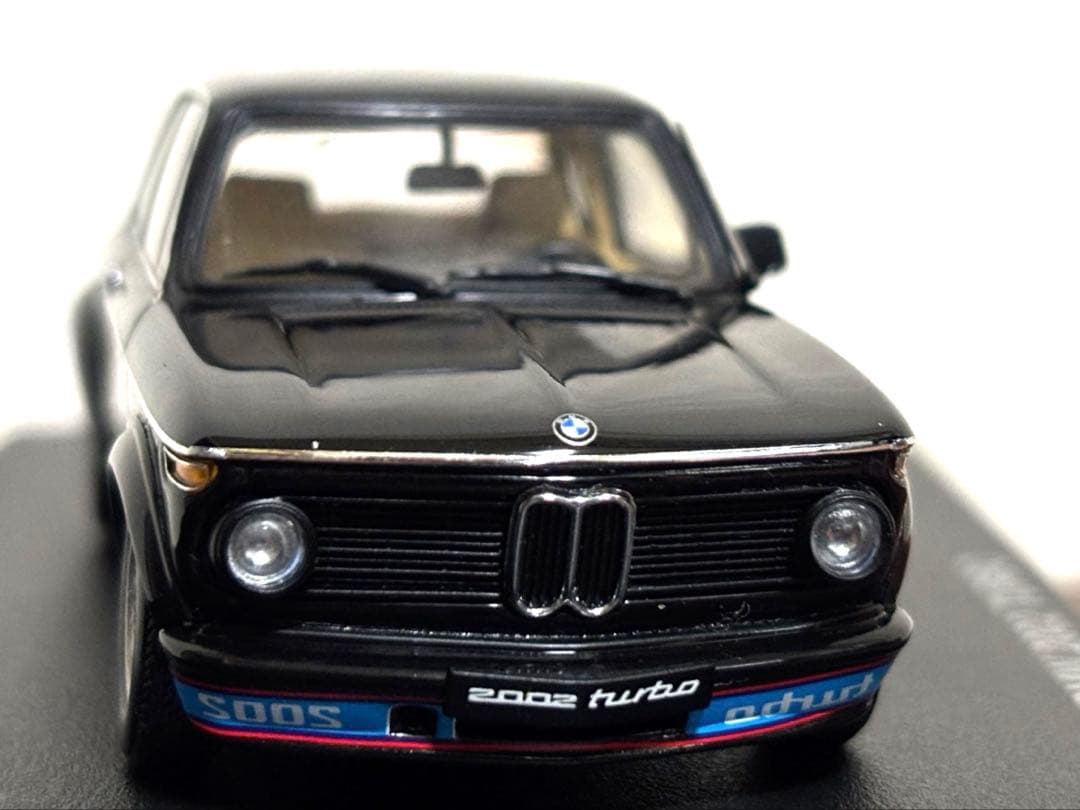  2002 Turbo ミニカー ブラック 1/43