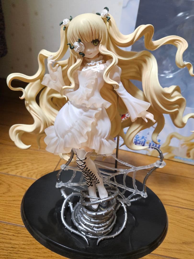 ローゼンメイデン 雪華綺晶 (1/3スケールPVC塗装済み完成品)