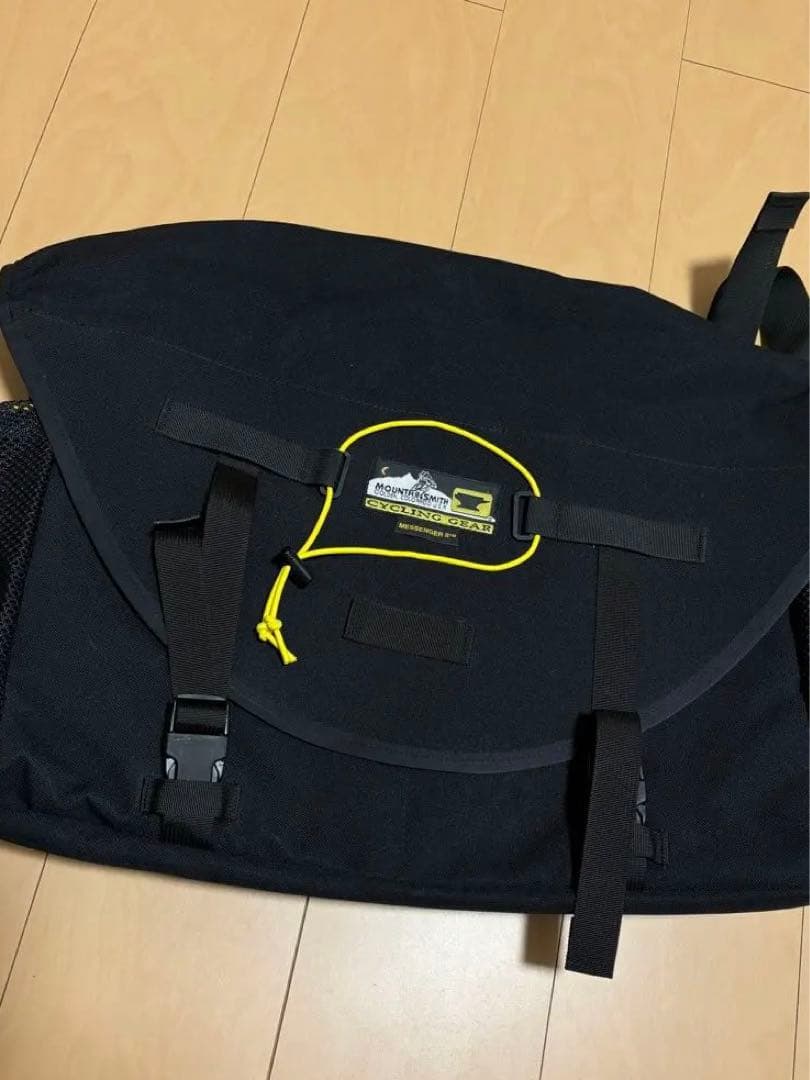 MOUNTAINSMITH MESSENGER II ブラック
