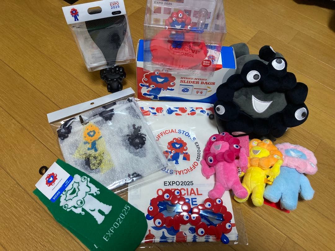 ミャクミャク12点まとめ売り