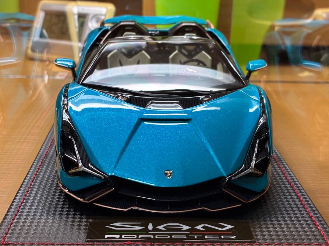 1/18 ランボルギーニ　シアンロードスター