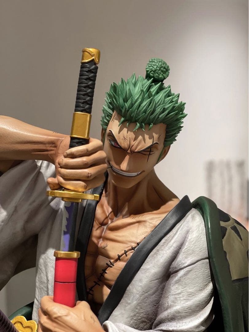 【新品】最終値下げ‼️ワンピース ロロノア・ゾロ フィギュア ガレージキット