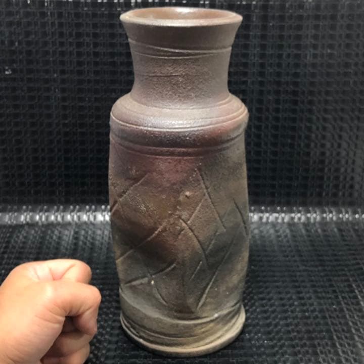 古美術◼️蔵から古そうな謎の備前焼みたいな壺、壷が出て来ました、茶道具、花道具