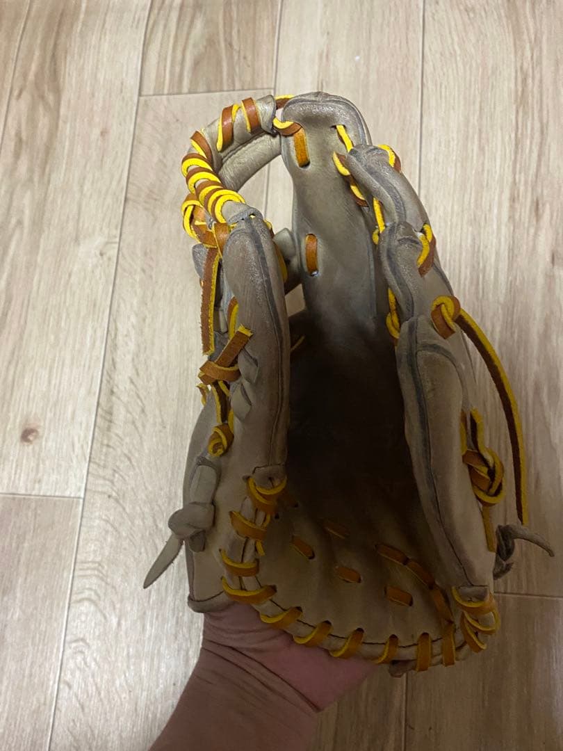 ミズノ　グローバルエリート　軟式内野手用