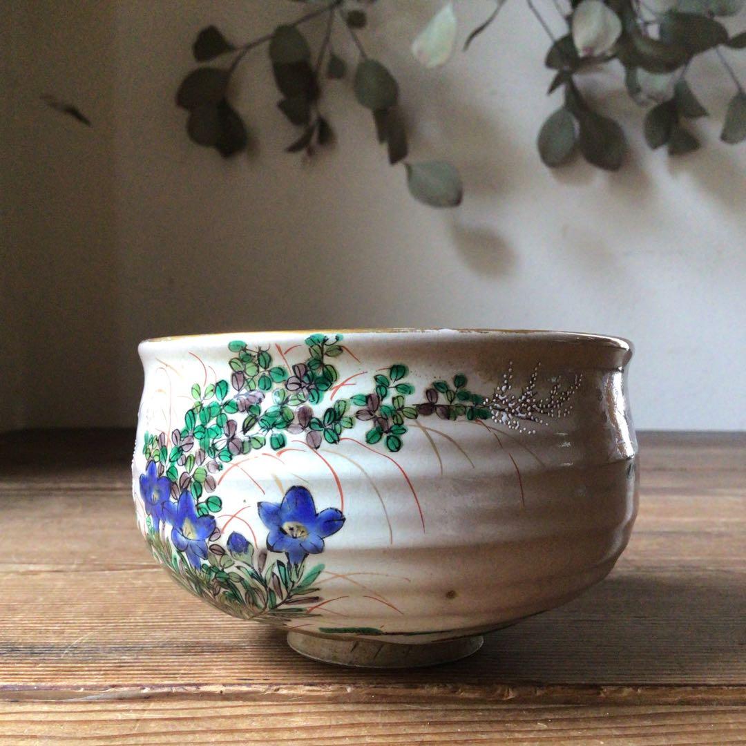 No3162 抹茶碗　福栄造　金彩色絵草花文茶碗　法正寺焼　嘉賦　木箱　送料無料