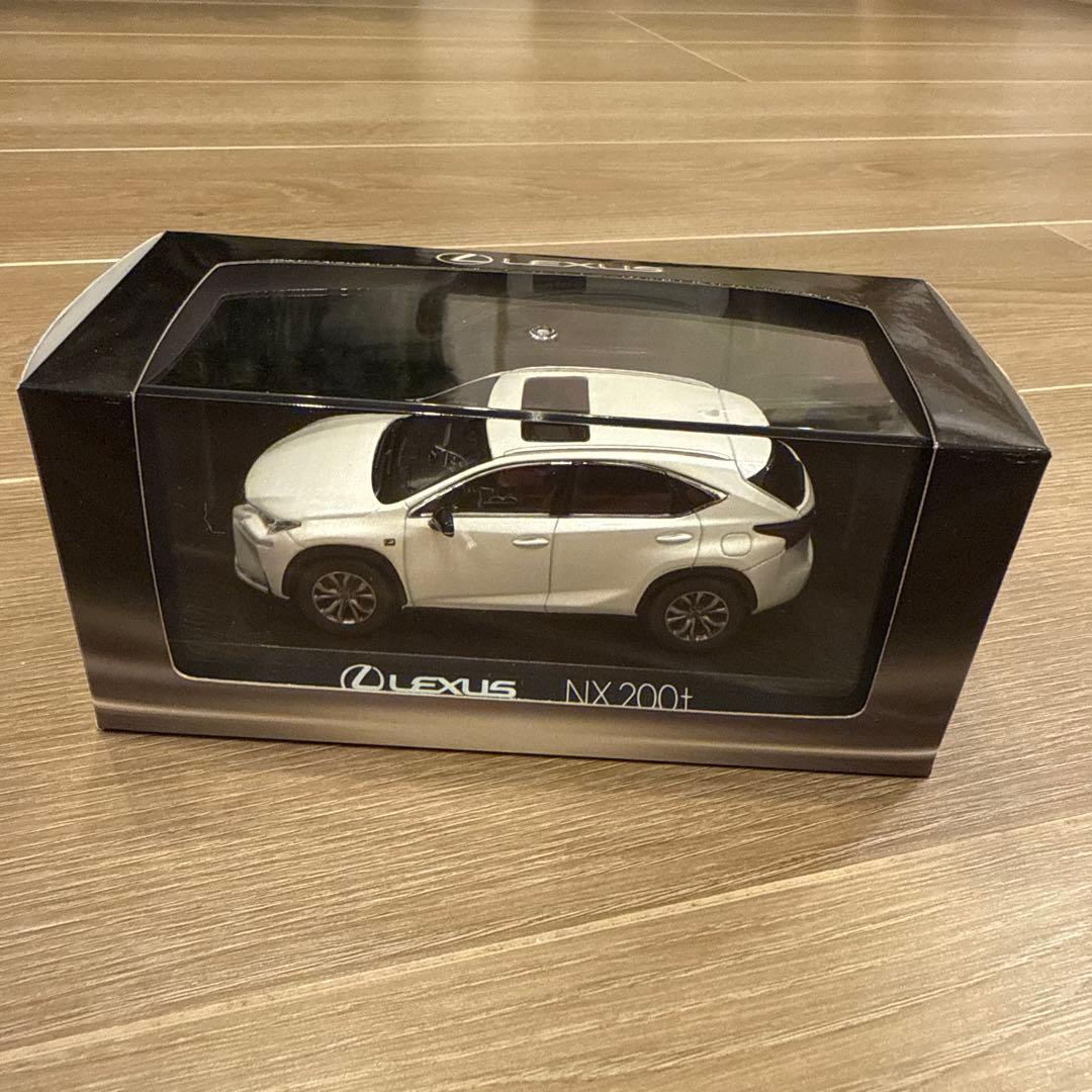 【⚠️54321GoGo⚠️】京商　1/43 ミニカー　レクサス NX200t