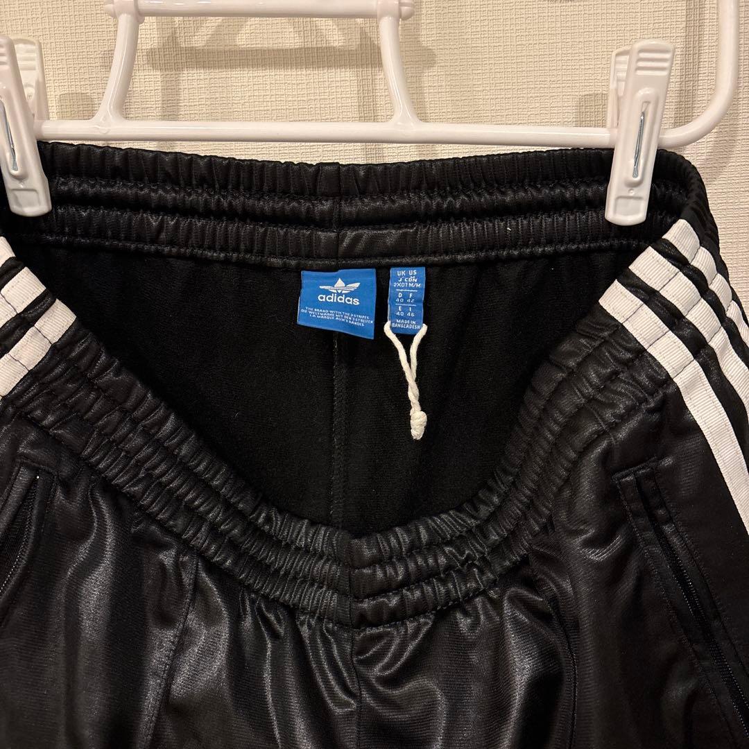 adidas ブラック トラックパンツ　ジャージパンツ Mサイズ