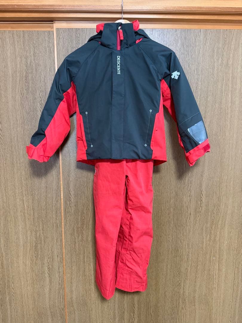 デサント DESCENTE 子ども用スキーウェア 上下セット 120㎝
