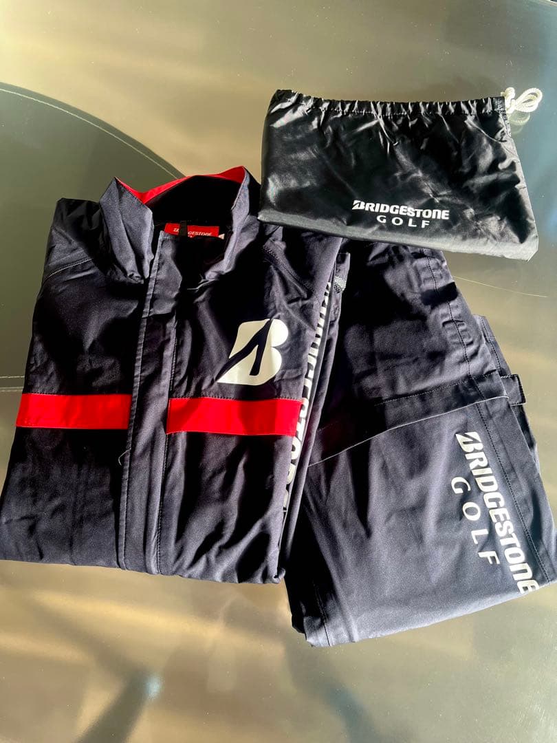 美品 BRIDGESTONE GOLF レインウェア ブラック/レッド