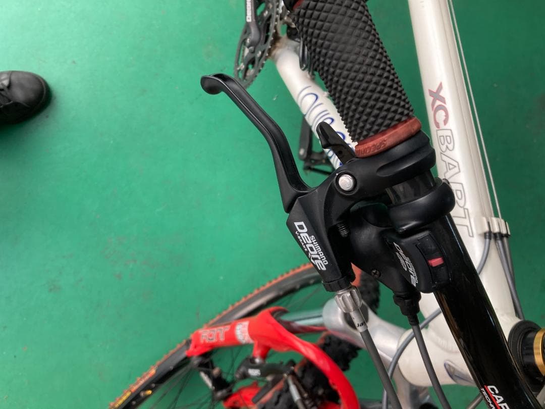 ルイガノLOUISGARNEAU BART MTB 400サイズ　ホワイト