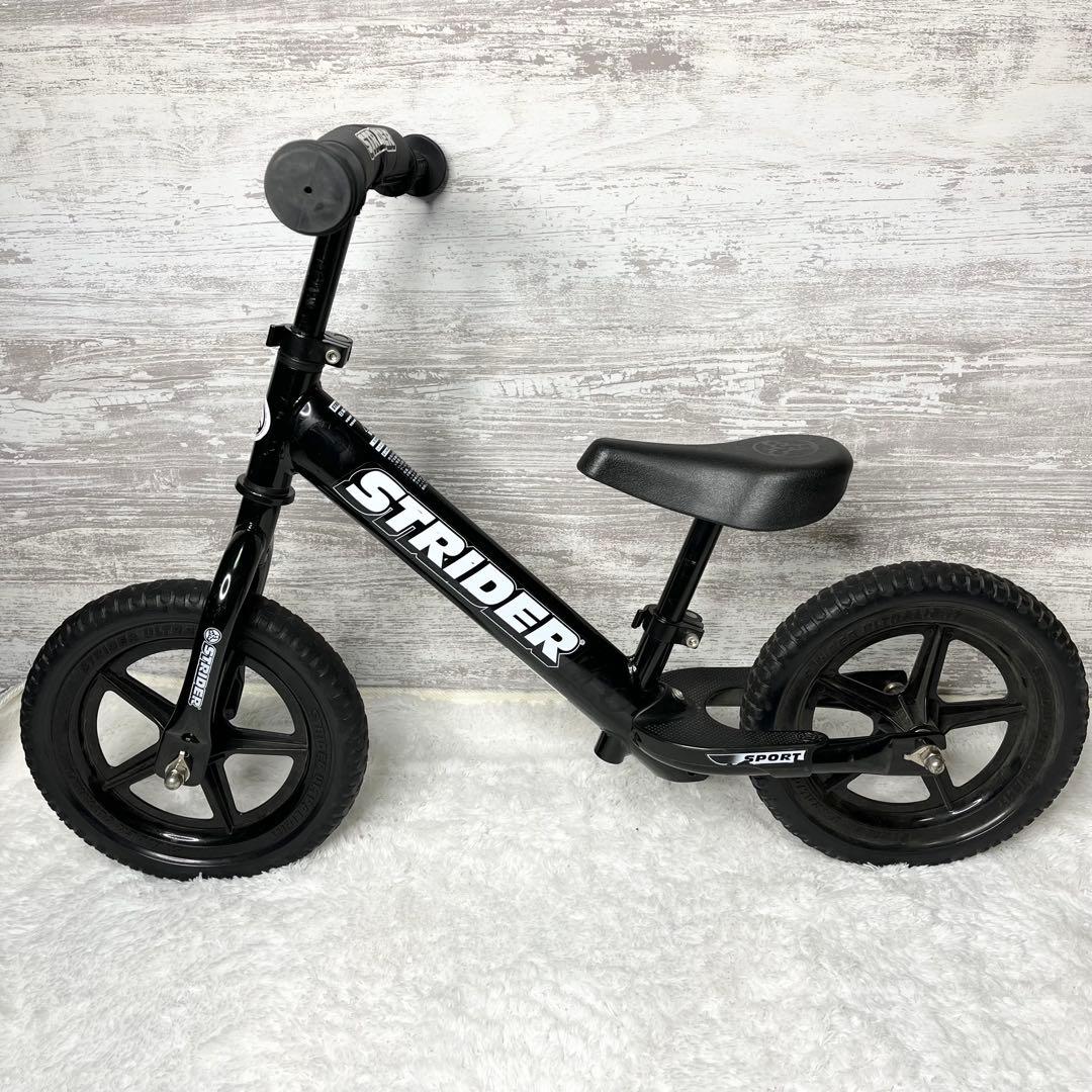 美品　STRIDER スポーツバランスバイク ブラック スポーツモデル