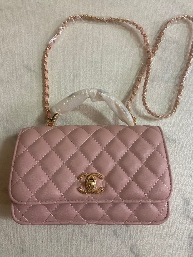 シャネル キルティングショルダーバッグ⭐︎ピンク　ノベルティ