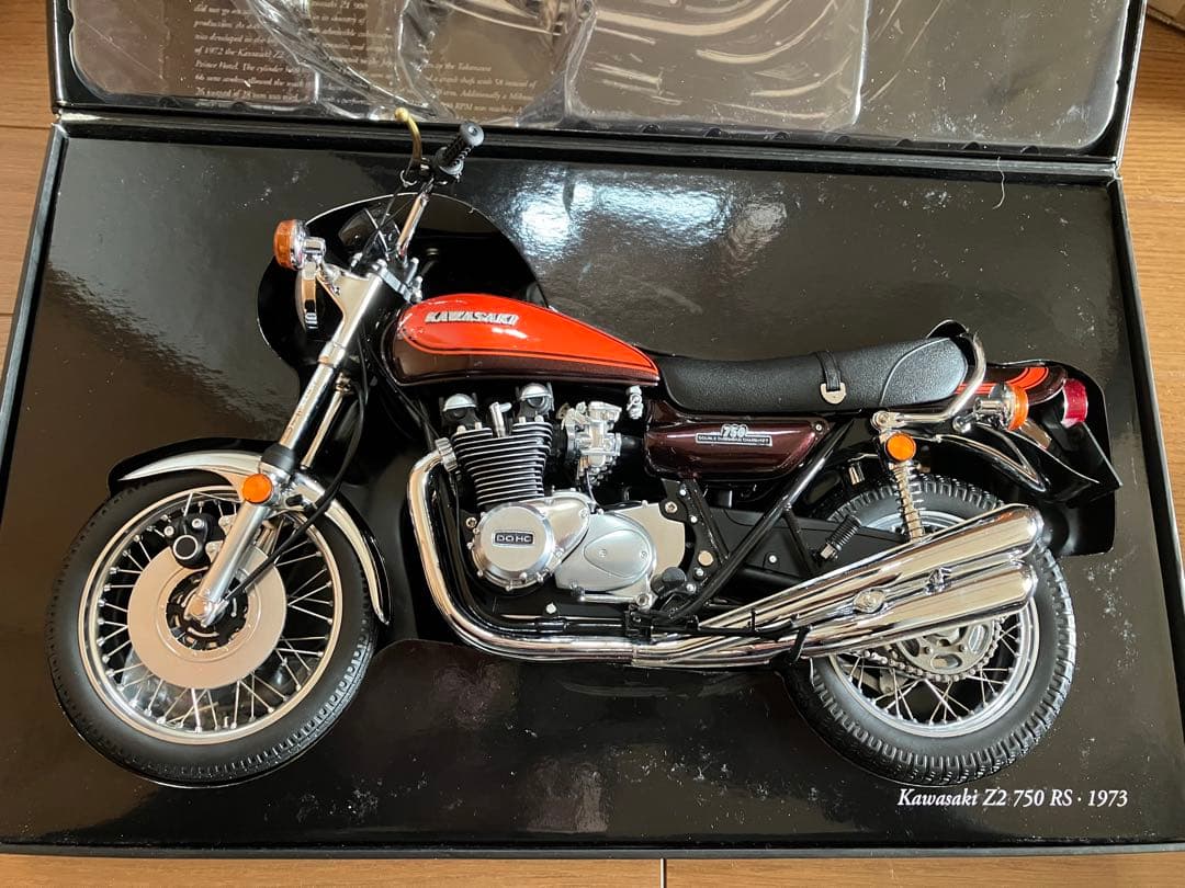 ミニチャンプス　カワサキ Z2 750RS 火の玉カラー 1/6スケール 希少