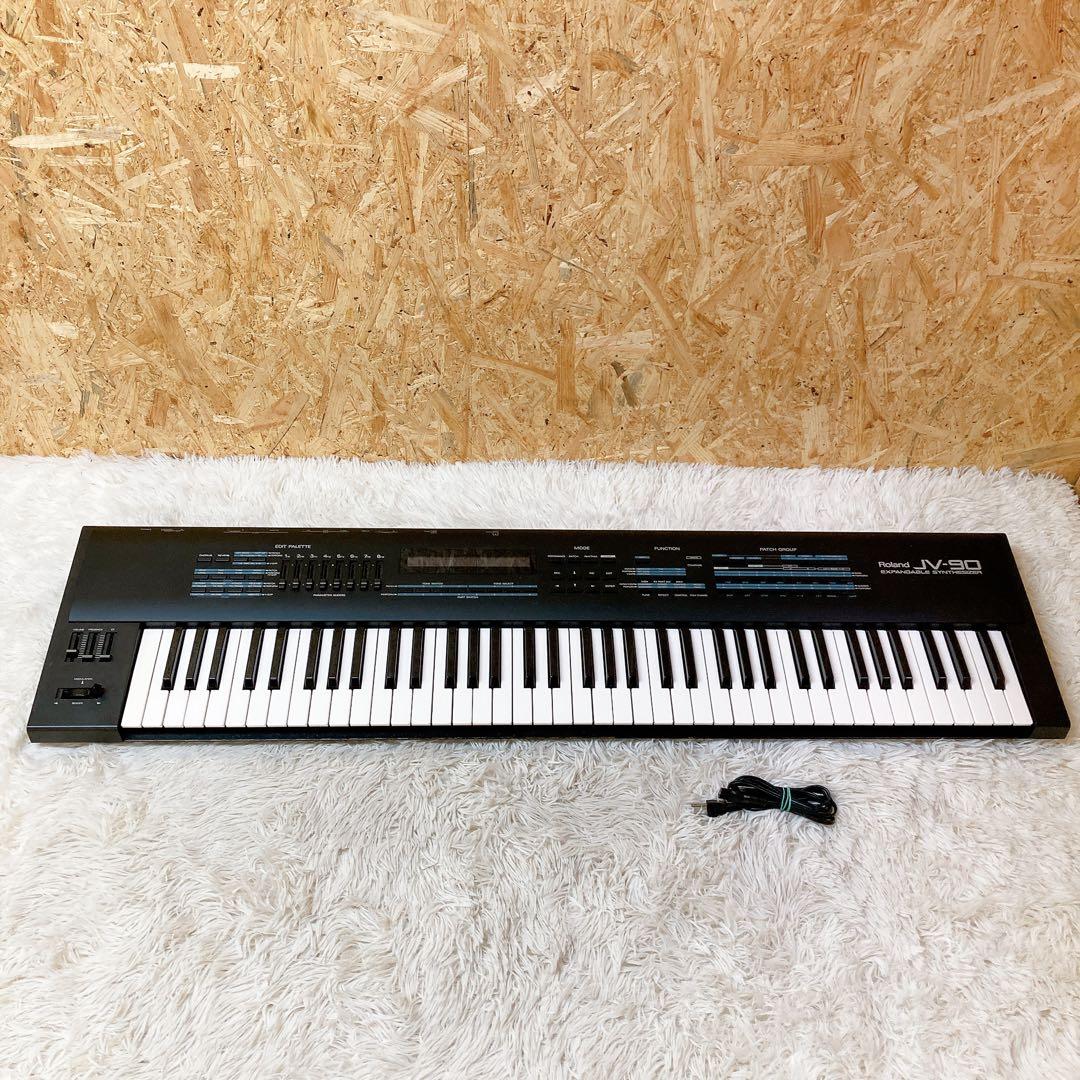 Roland JV-90 シンセサイザー