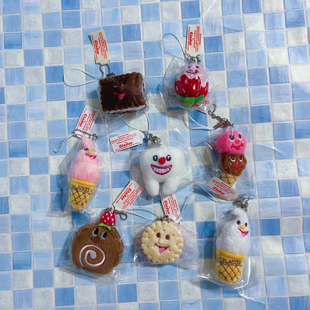 Gladee グラディー　ぬいぐるみ　キーホルダー　ストラップ　8点セット