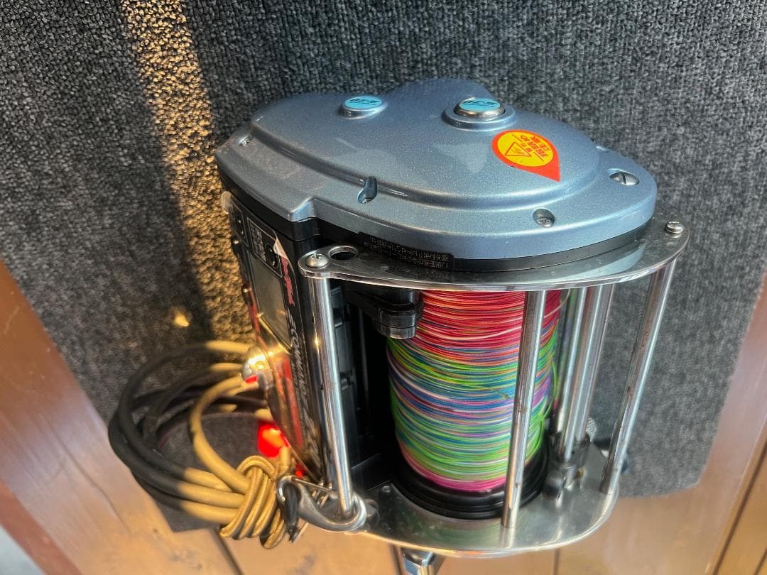 ミヤエポック　コマンド　Z20 24V仕様　中古電動リール　竿受け付　送料込み