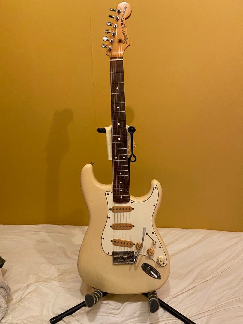 Squier fender japanストラトキャスター Eシリアル