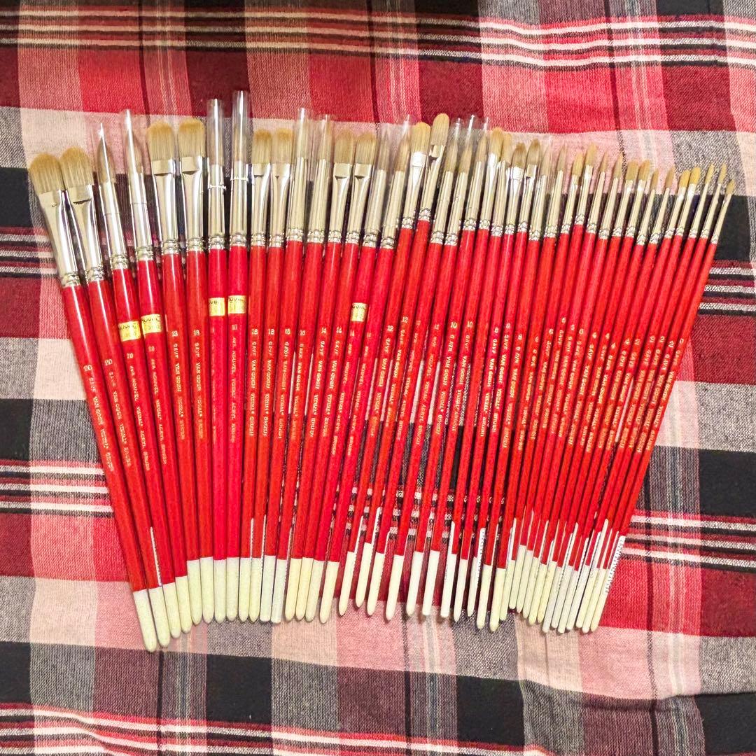 新品未使用！油彩・アクリル画用筆40本