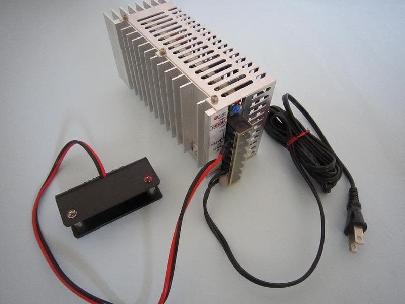 EAGLE模型　パワーサプライ  電源  ERE12SA   12V 14A