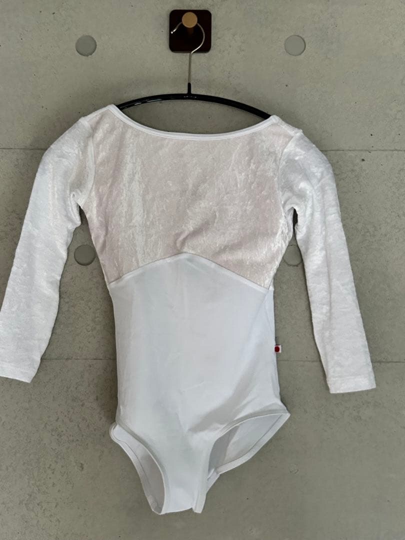 yumiko レオタード　白ベロア　新品未使用